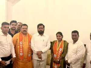 भुसावल की राजनीति में नया मोड़; अनिल चौधरी, नगराध्यक्ष गायत्री भंगाले समेत तीन ने थामा शिवसेना का दामन